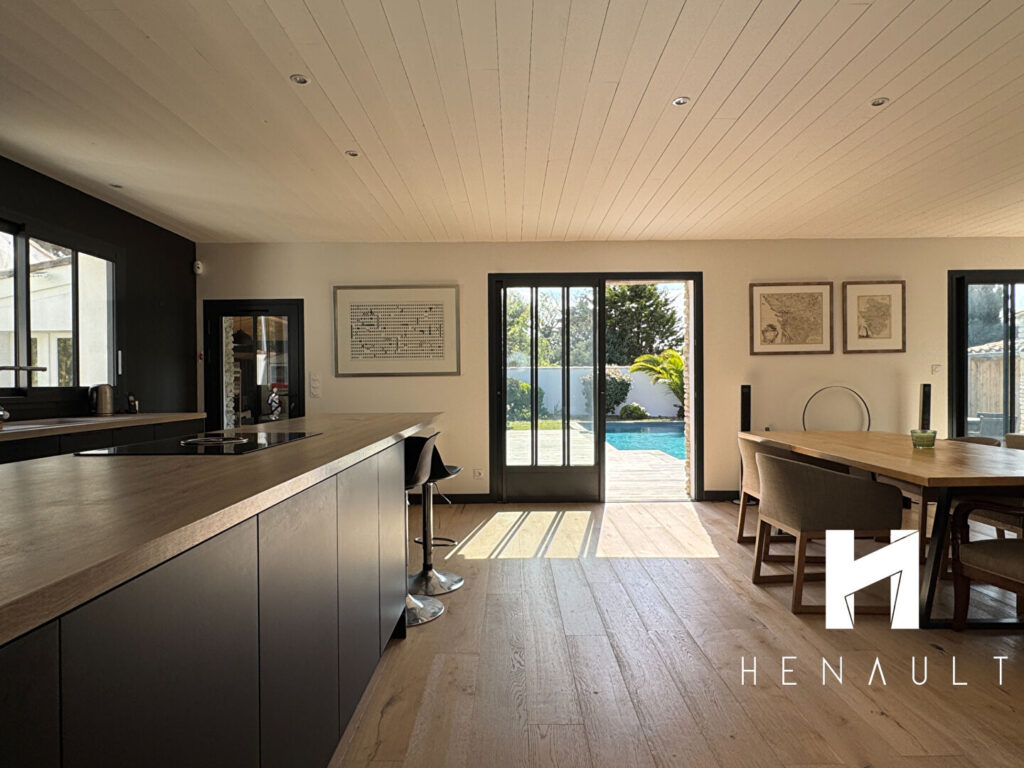House in Sainte Marie de Ré, 5 rooms, 160 m2