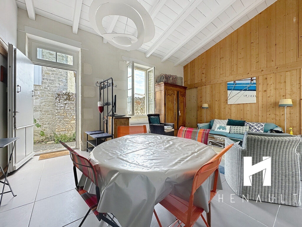 House in Sainte Marie De Re, 4 rooms, 61 m2