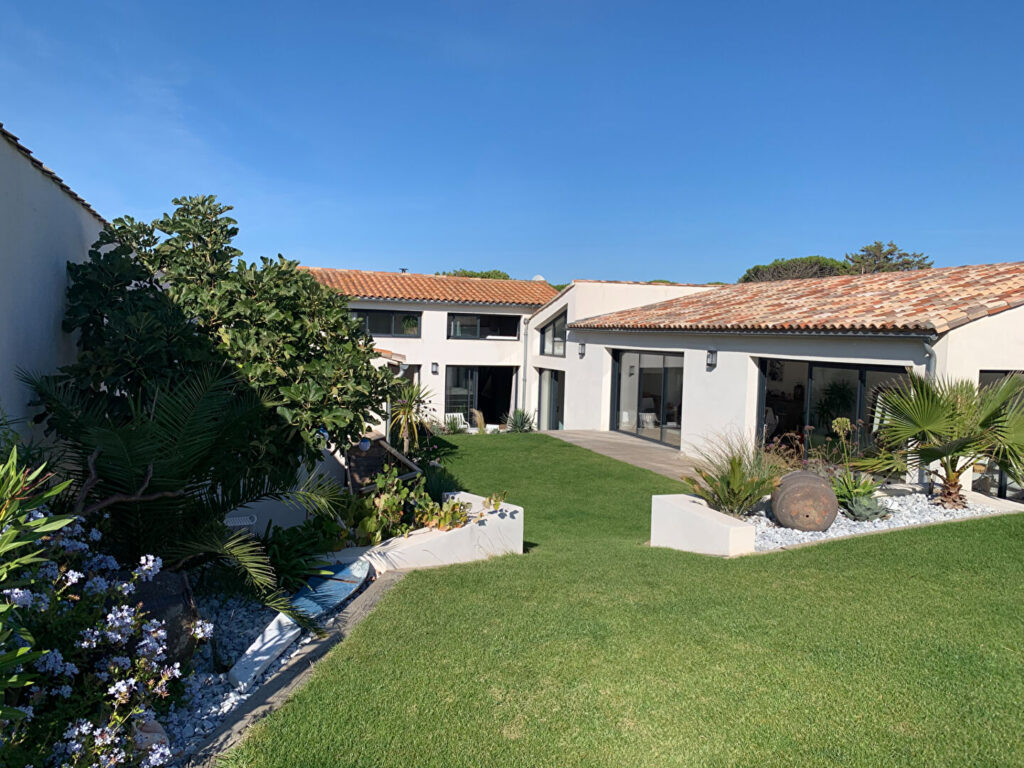 Maison Sainte Marie De Re 7 pièce(s) 164 m2