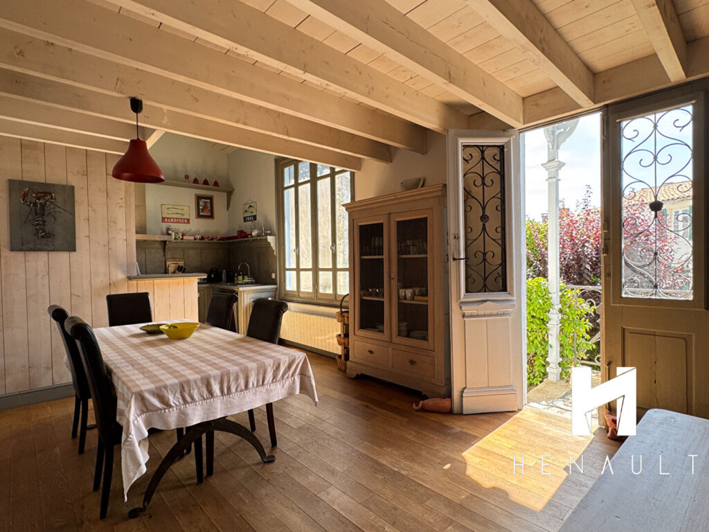 House in Sainte Marie De Re, 5 rooms, 105 m2