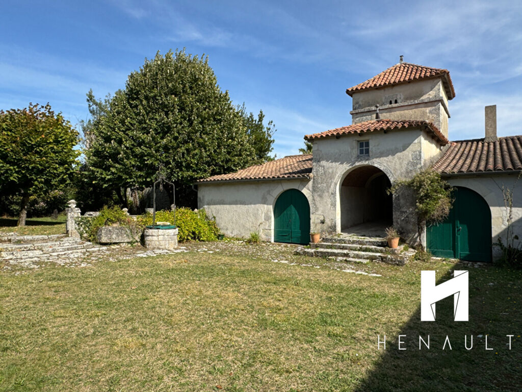 House in La Flotte, 9 rooms, 232 m2