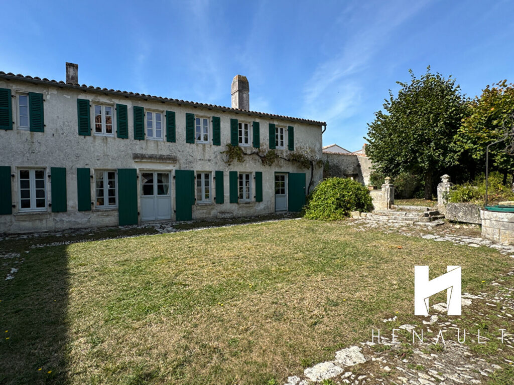 House in La Flotte, 9 rooms, 232 m2