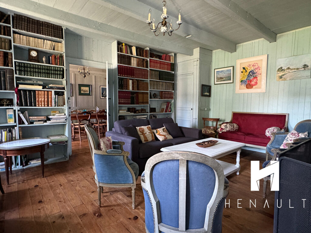 House in La Flotte, 9 rooms, 232 m2