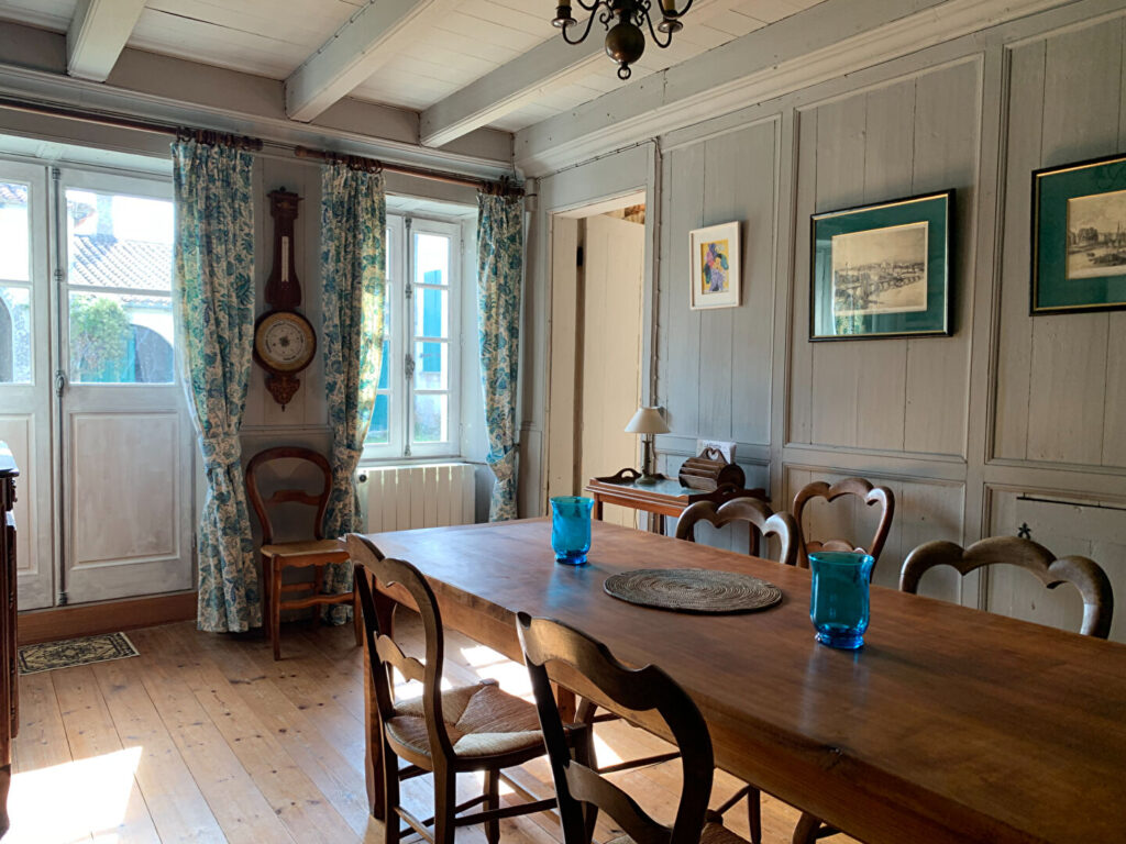 House in La Flotte, 9 rooms, 232 m2