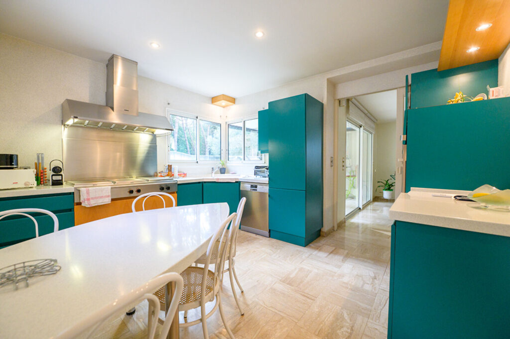 House in La Flotte, 6 rooms, 214 m2