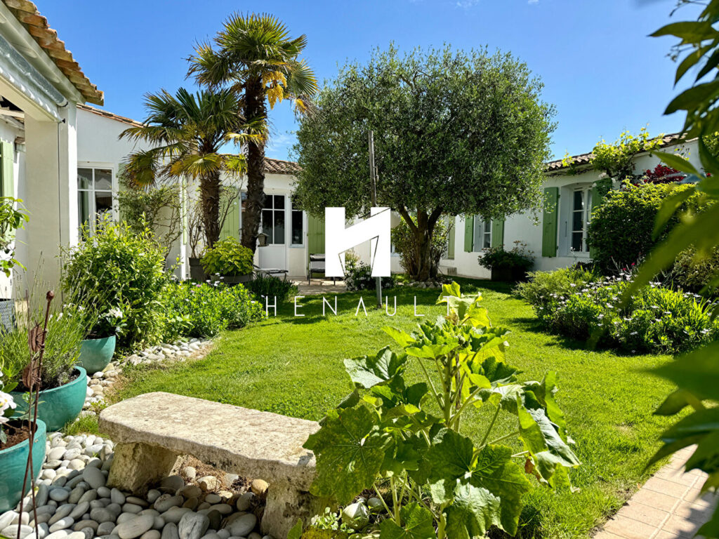Maison La Couarde Sur Mer 6 pièce(s) 159.28 m2