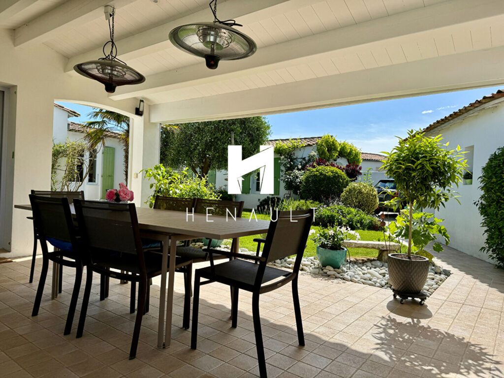 Maison La Couarde Sur Mer 6 pièce(s) 159.28 m2