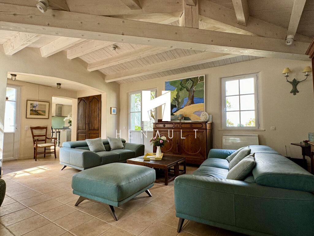 Maison La Couarde Sur Mer 6 pièce(s) 159.28 m2