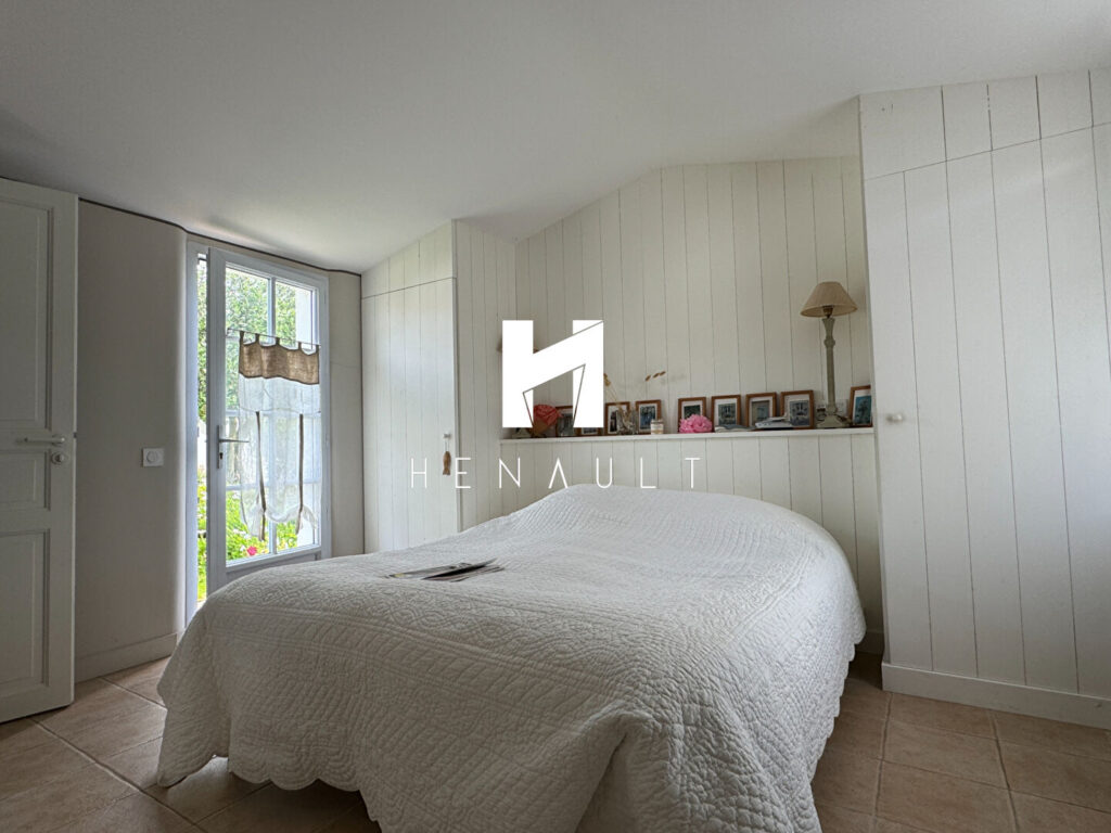 Maison La Couarde Sur Mer 6 pièce(s) 159.28 m2