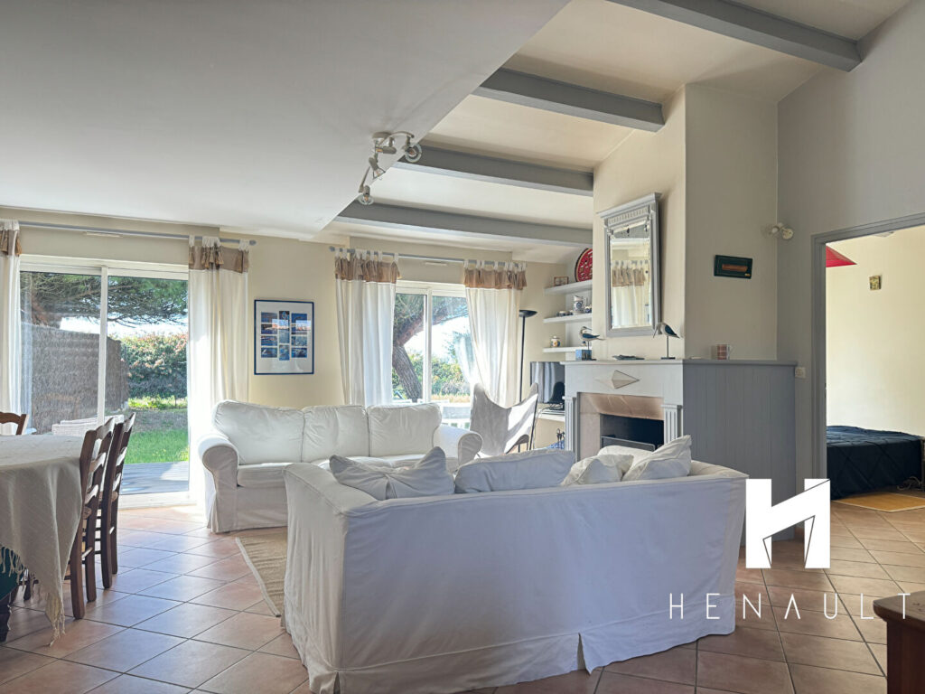 House in Sainte Marie de Ré, 10 rooms, 181 m2
