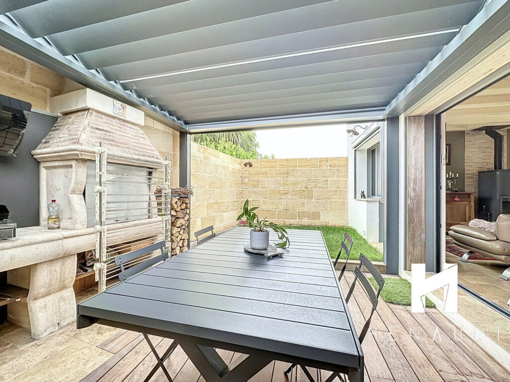 House in Sainte Marie de Ré, 5 rooms, 131 m2