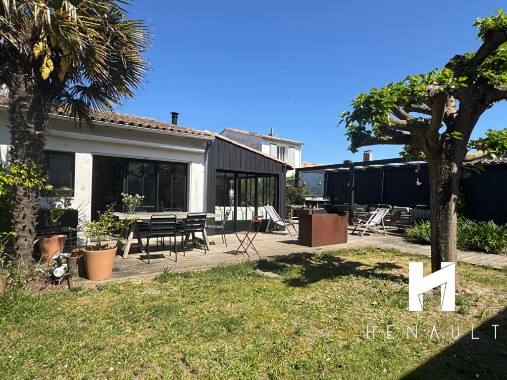House in La Couarde Sur Mer, 5 rooms, 111 m2
