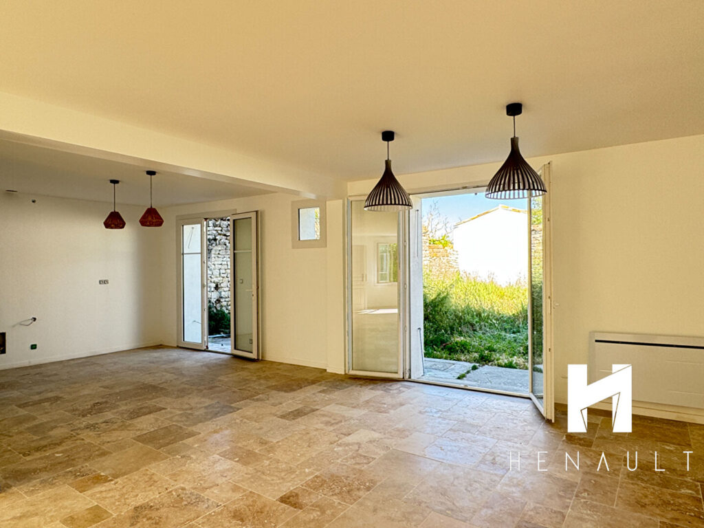 House in Sainte Marie de Ré, 5 rooms, 146 m2