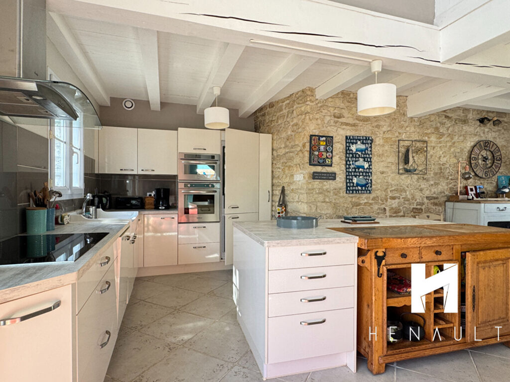 House in Sainte Marie De Re, 4 rooms, 108 m2