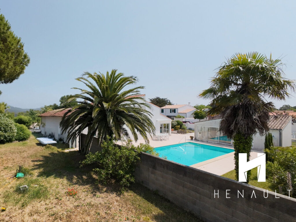 House in La Couarde Sur Mer, 6 rooms, 187.05 m2