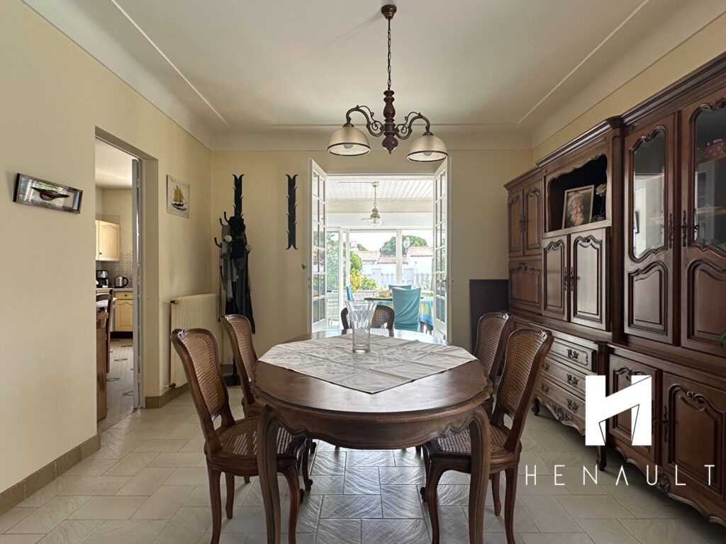 House in La Couarde Sur Mer, 6 rooms, 187.05 m2