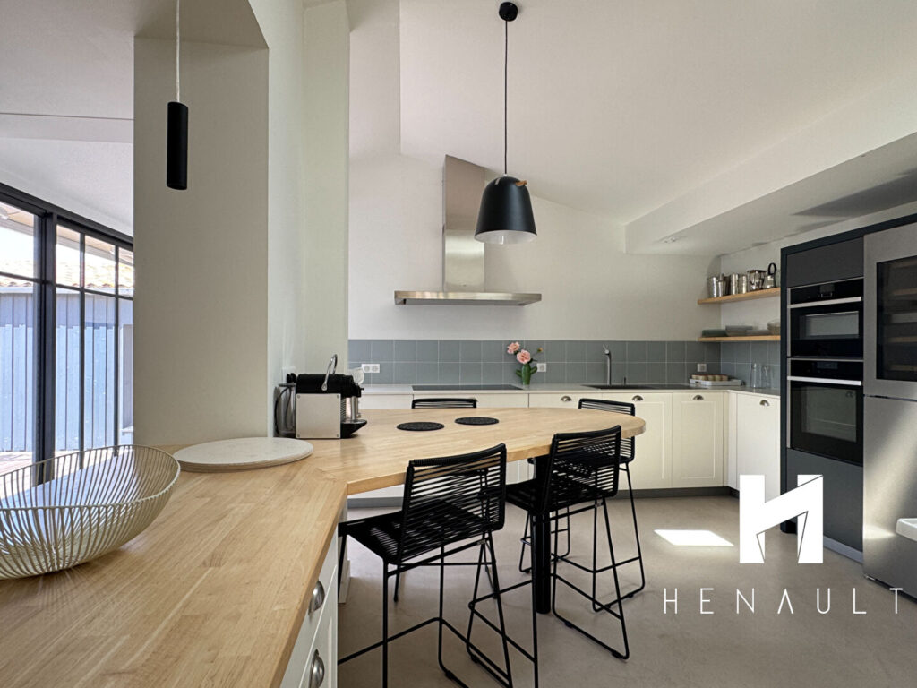 Maison Sainte Marie De Re 6 pièce(s) 152 m2