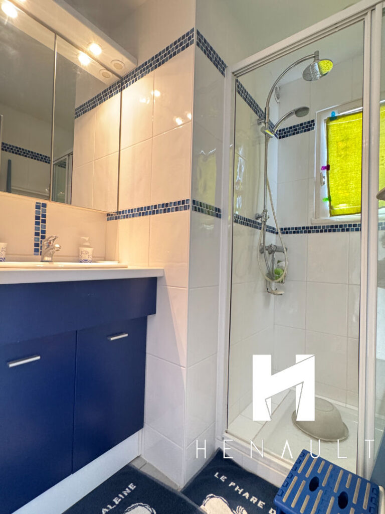 Maison  5 pièce(s) 65 m2