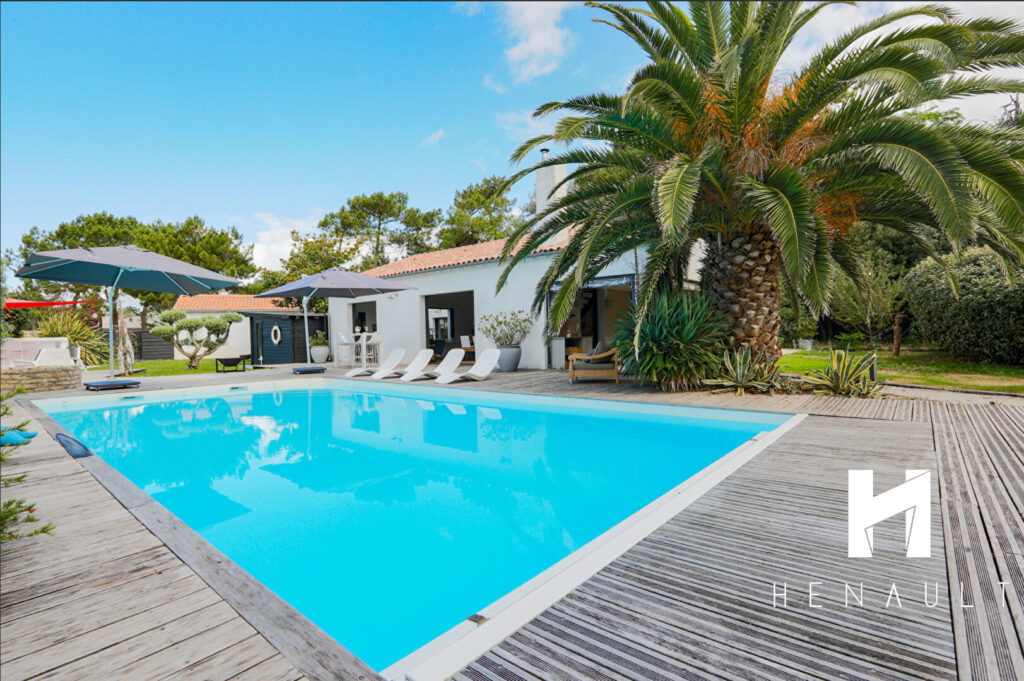 Maison Sainte Marie De Re 12 pièce(s) 256 m2