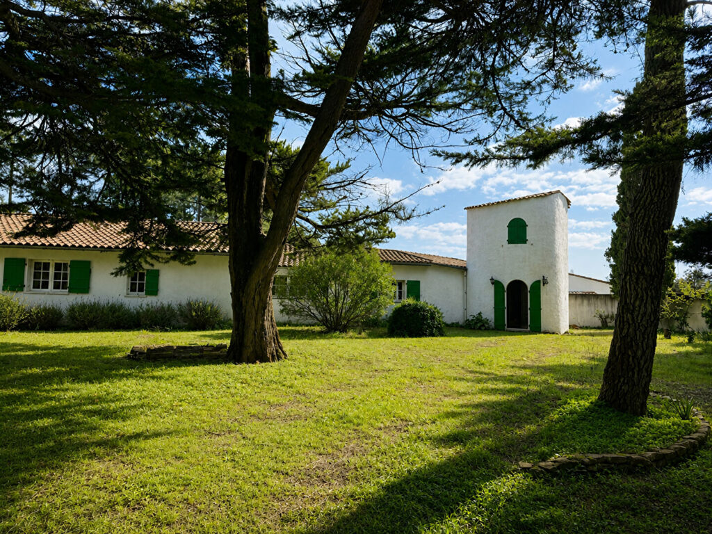 House in La Flotte, 5 rooms, 163.60 m2