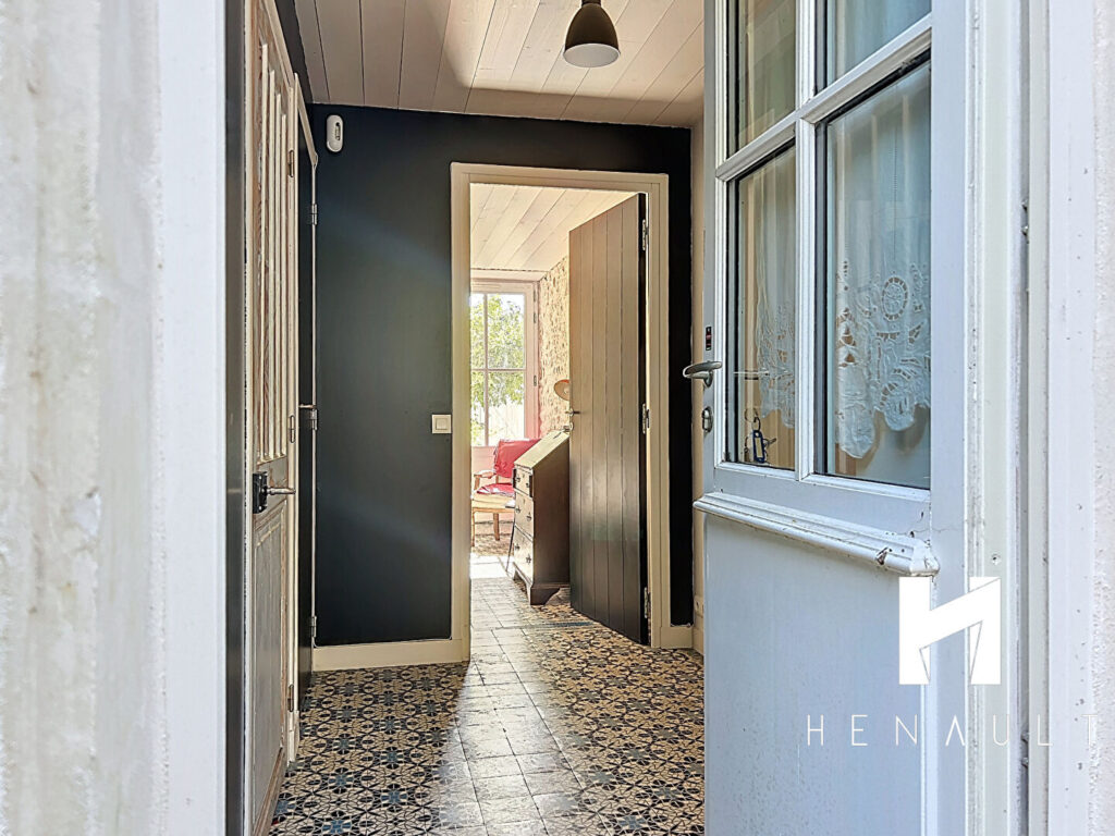 House in Ars-en-Ré, 6 rooms, 141.59 m²