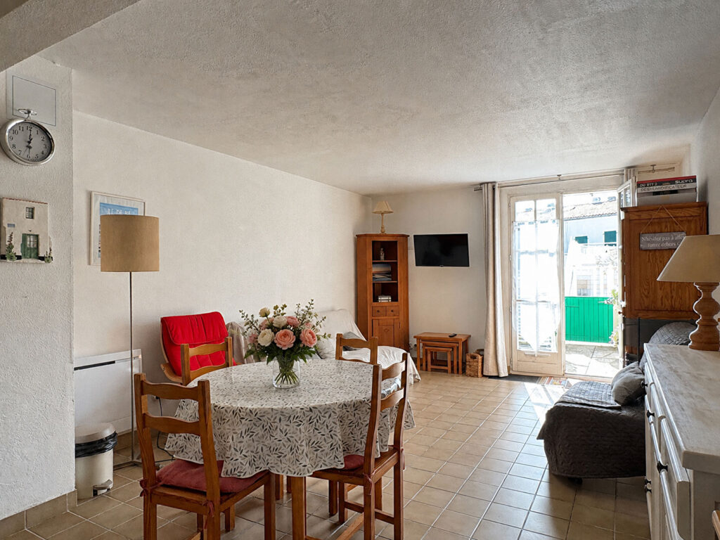 Apartment in Saint Martin De Re, 2 rooms, 42.79 m2