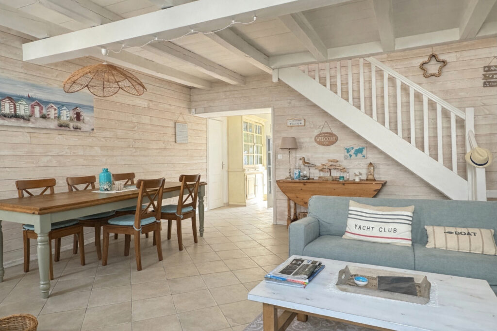 House in Sainte Marie De Re, 5 rooms, 91.84 m2