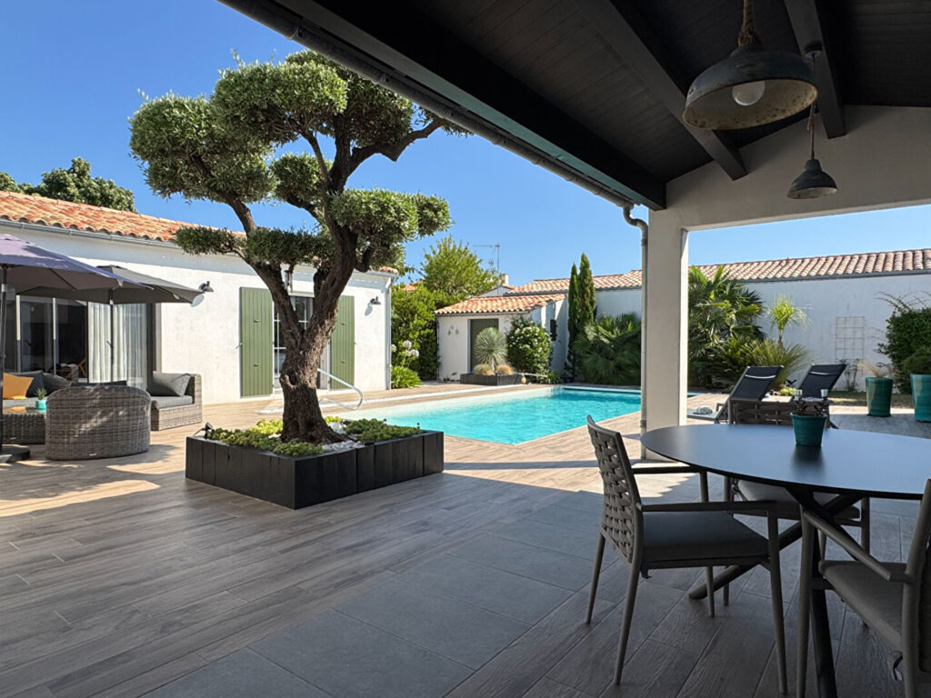 House in Sainte Marie De Re, 5 rooms, 139 m2