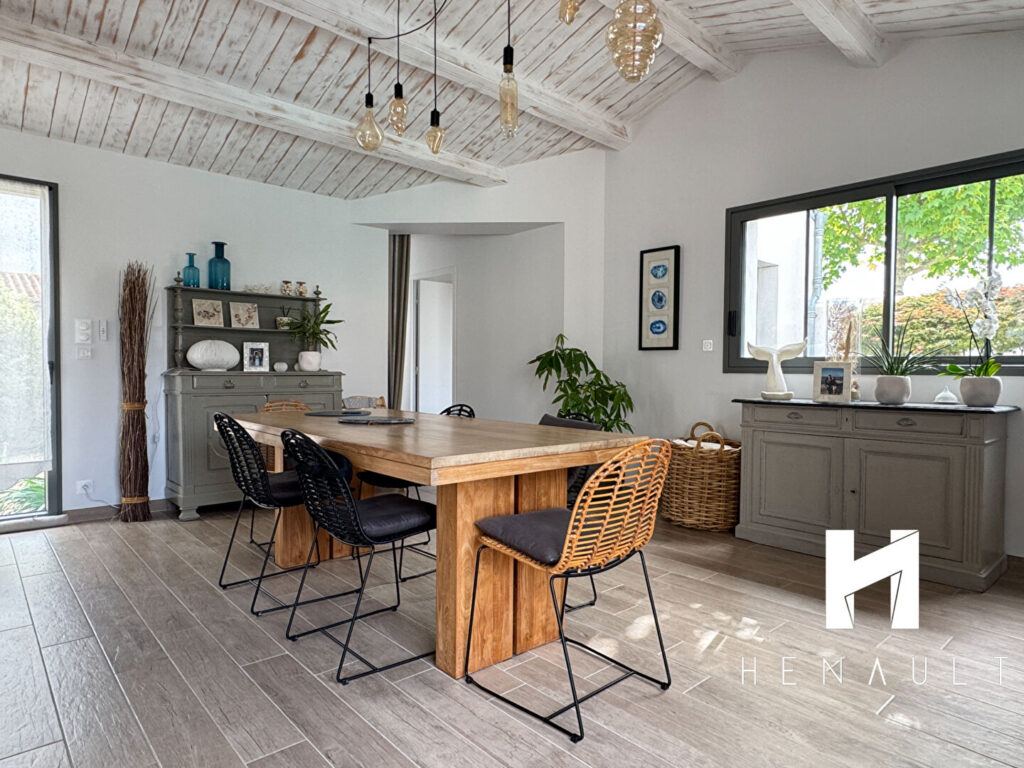 House in Sainte Marie De Re, 5 rooms, 139 m2