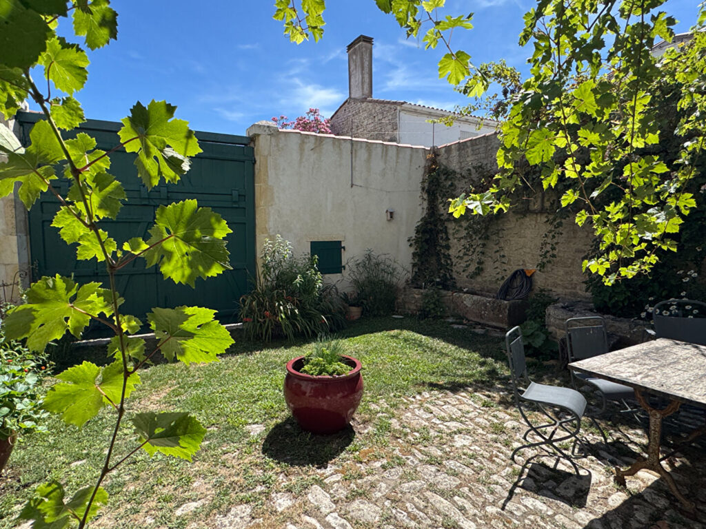 Maison Sainte Marie De Re 8 pièce(s) 222.50 m2