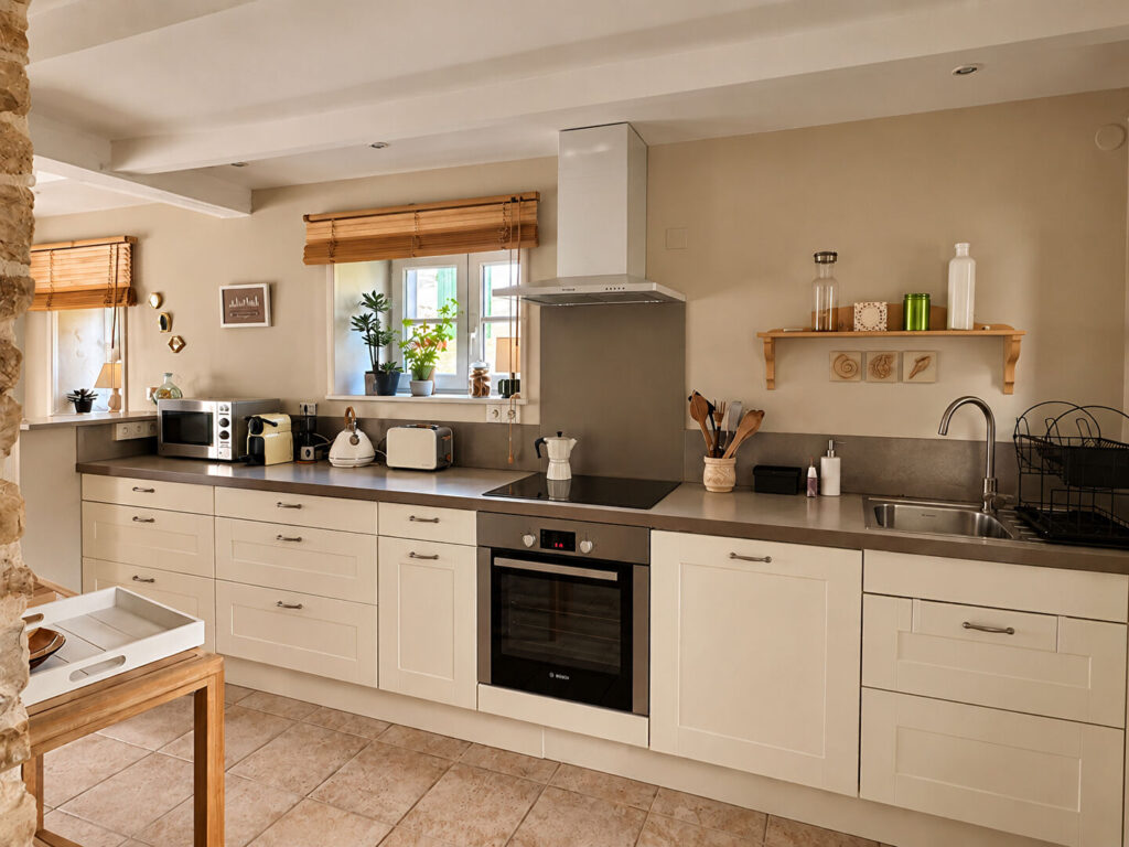 House in Sainte Marie de Ré, 111 m² living space, 4 bedrooms